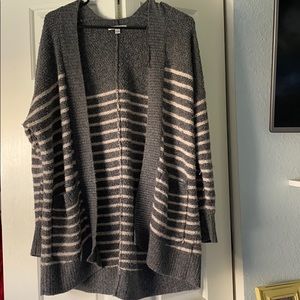 American Eagle cardigan